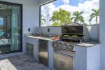 Outdoor Kitchen with Fridge Sink and BBQ